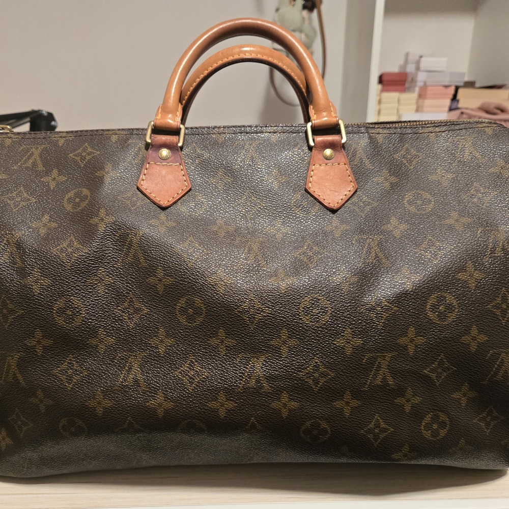 Authenthic Louis Vuitton Monogram Speedy 40. - Picture 4 of 16